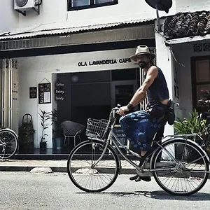 https://ola-hostel.hotelsinmalacca.net